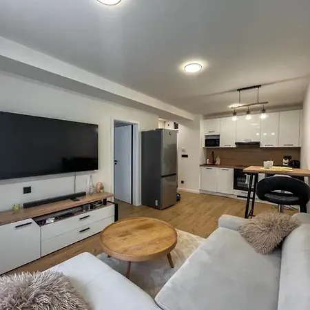 Apartment Center - Free Private Parking